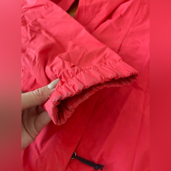 The North Face Pink Rain Jacket Small, Hooded, Waterproof, Wind Protection - Picture 6 of 9